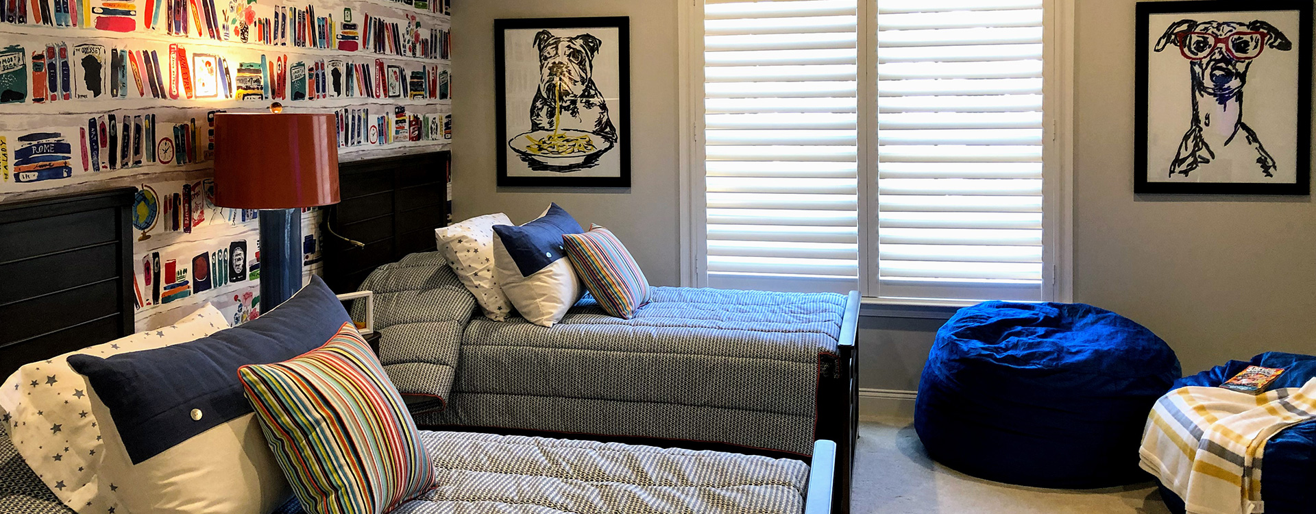 bedroom 2 beds